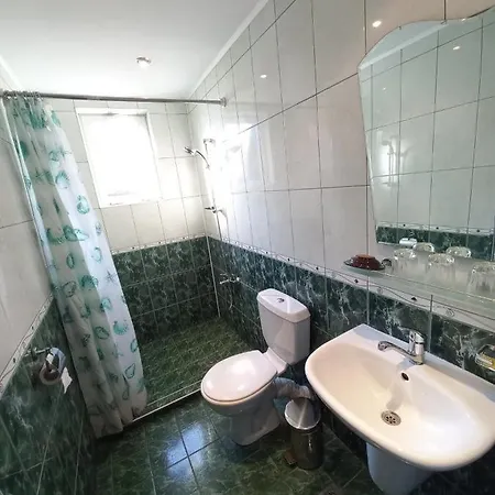 Rona - Free Parking And Sea View Guest house