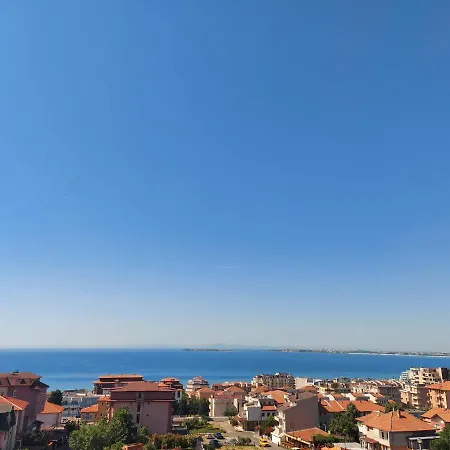 Rona - Free Parking And Sea View Konukevi 4*