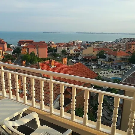 Konukevi Rona - Free Parking And Sea View Sveti Vlas
